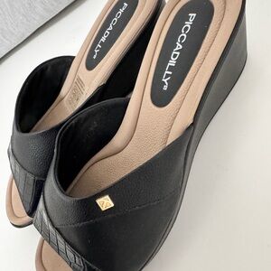 Women's Picadilly Black Wedge Sandals